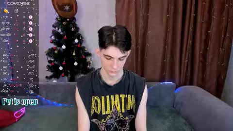 Snapshot of aaron_bang chatting on 17, 1, 2026 Aaron Bang online show from 17, 1, 2026