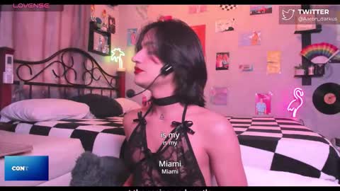 Snapshot of aaron_darkus chatting on 20, 11, 2025 Aaron online show from 20, 11, 2025