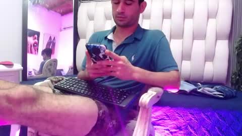 Snapshot of aaron_jones_1 chatting on 1, 5, 2026 aaron_jones_1 online show from 1, 5, 2026