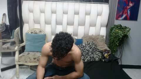 Snapshot of aaron_jones_1 chatting on 25, 5, 2026 aaron_jones_1 online show from 25, 5, 2026