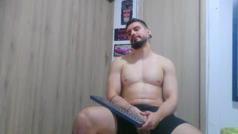 Aaron kwok online show from 8, 11, 2025