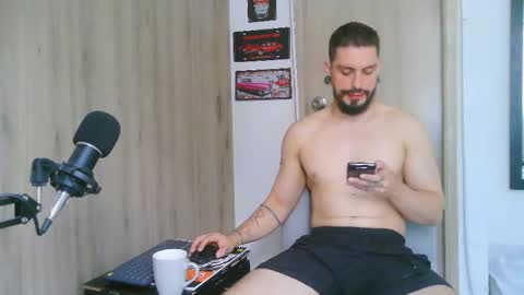 Snapshot of aaron_kwok28 chatting on 16, 2, 2026 Aaron kwok online show from 16, 2, 2026