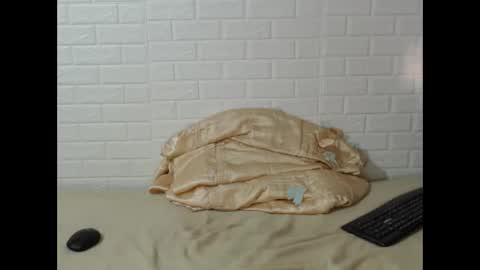 Aaron Miller online show from 24, 9, 2025