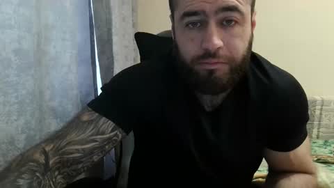 Snapshot of aaron_royal chatting on 20, 4, 2026 Davin tayl online show from 20, 4, 2026
