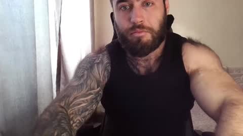 Snapshot of aaron_royal chatting on 1, 5, 2026 Davin tayl online show from 1, 5, 2026