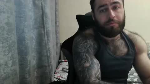 Snapshot of aaron_royal chatting on 4, 5, 2026 Davin tayl online show from 4, 5, 2026