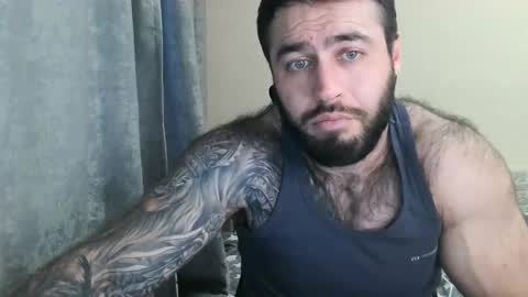 Snapshot of aaron_royal chatting on 14, 5, 2026 Davin tayl online show from 14, 5, 2026