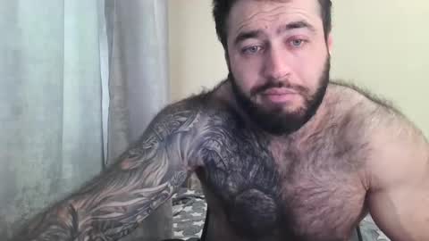 Snapshot of aaron_royal chatting on 16, 5, 2026 Davin tayl online show from 16, 5, 2026