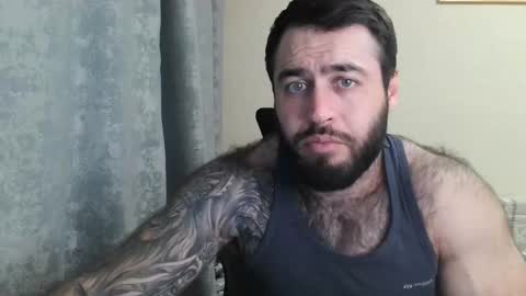 Snapshot of aaron_royal chatting on 19, 5, 2026 Davin tayl online show from 19, 5, 2026