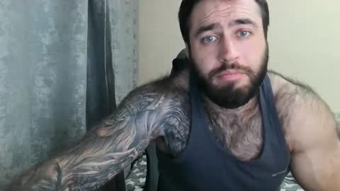 Snapshot of aaron_royal chatting on 25, 5, 2026 Davin tayl online show from 25, 5, 2026