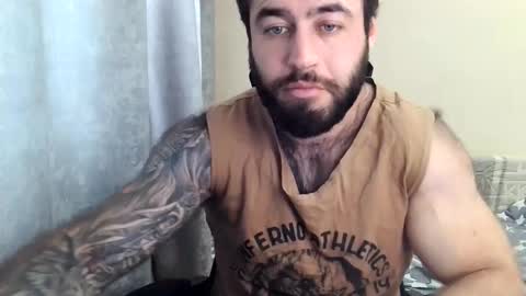 Snapshot of aaron_royal chatting on 27, 5, 2026 Davin tayl online show from 27, 5, 2026