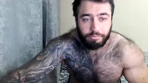Snapshot of aaron_royal chatting on 29, 5, 2026 Davin tayl online show from 29, 5, 2026