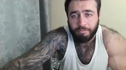 Snapshot of aaron_royal chatting on 30, 5, 2026 Davin tayl online show from 30, 5, 2026