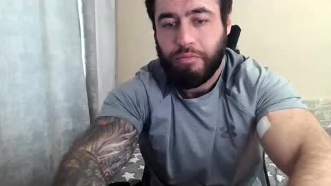 Snapshot of aaron_royal chatting on 11, 6, 2026 Davin tayl online show from 11, 6, 2026