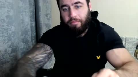 Snapshot of aaron_royal chatting on 18, 7, 2026 Davin tayl online show from 18, 7, 2026