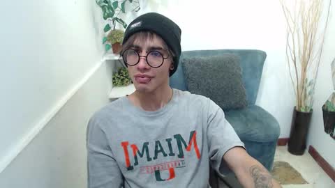 Snapshot of aaronbeer_ chatting on 23, 2, 2026 Aaron online show from 23, 2, 2026