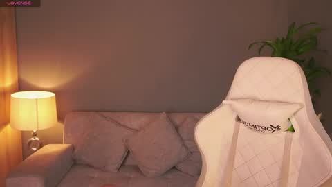 AARON  online show from 2, 2, 2025