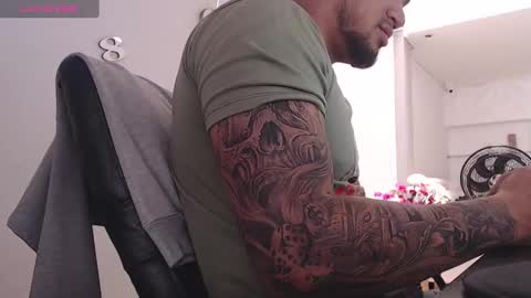 ig aaron hunter123 online show from 8, 2, 2025