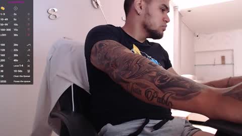 ig aaron hunter123 online show from 4, 3, 2025