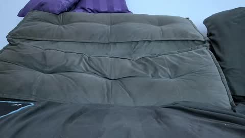 Aaron  online show from 2, 3, 2025