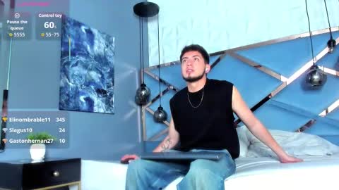 Snapshot of aaronpiers chatting on 7, 11, 2025 aaronpiers online show from 7, 11, 2025