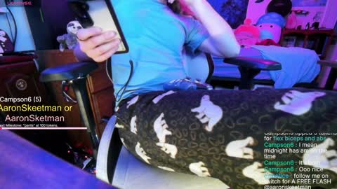 Aaron Skeetman online show from 26, 1, 2025