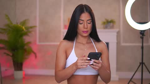 Snapshot of abbela_white chatting on 19, 9, 2025 Alexa online show from 19, 9, 2025