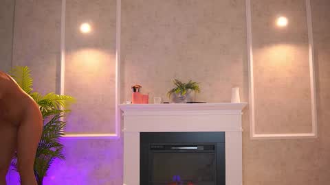 Snapshot of abbela_white chatting on 8, 10, 2025 Alexa online show from 8, 10, 2025