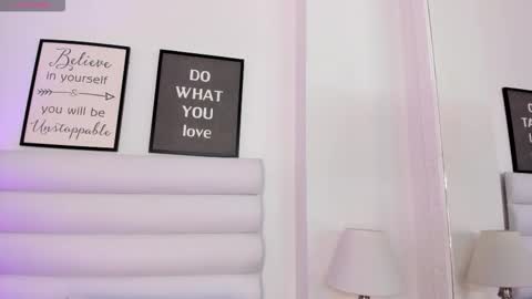 abbey_walker online show from 4, 3, 2026