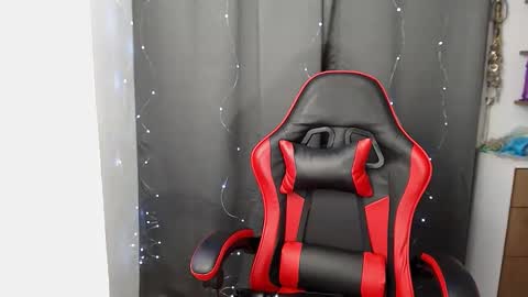 Abbi mooncb online show from 2, 12, 2025