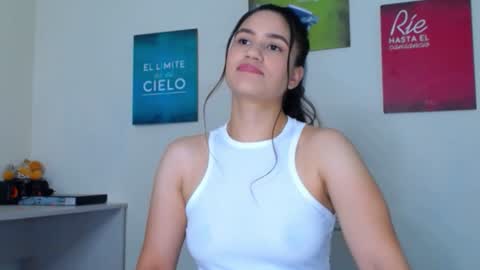 Abbie Hard  --------------- Streaming from 0800 - 0400 UTC-5 online show from 21, 12, 2024