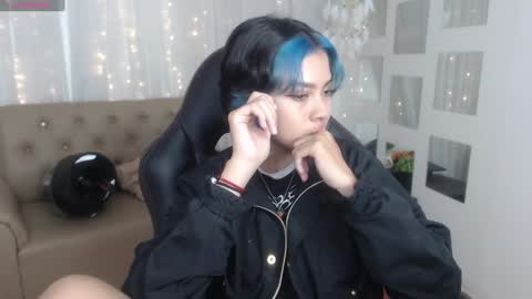 Snapshot of abbiross chatting on 3, 12, 2024 Abbi online show from 3, 12, 2024