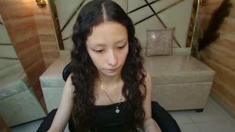 Snapshot of abby__r chatting on 19, 5, 2026 Abby online show from 19, 5, 2026