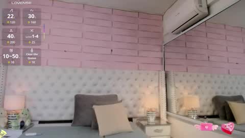 Snapshot of abby_joule chatting on 10, 11, 2025 Abby online show from 10, 11, 2025