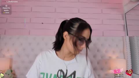 Snapshot of abby_joule chatting on 13, 11, 2025 Abby online show from 13, 11, 2025