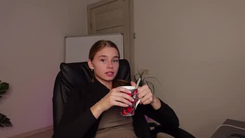 ABBY LAKER online show from 4, 12, 2024