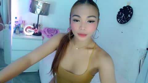 abby_luxpinay online show from 6, 1, 2026