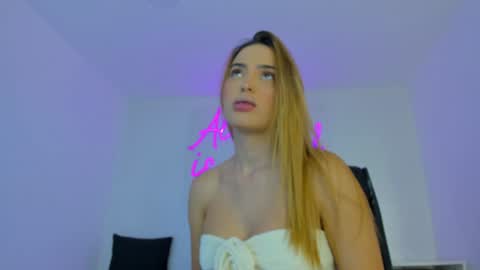 Snapshot of abby_me chatting on 4, 1, 2025 A B B Y online show from 4, 1, 2025