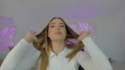 Snapshot of abby_me chatting on 7, 1, 2025 A B B Y online show from 7, 1, 2025