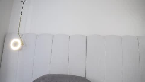 Snapshot of abby_me chatting on 11, 9, 2025 A B B Y online show from 11, 9, 2025