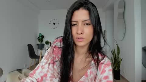 Laura  online show from 10, 2, 2025