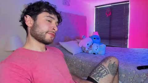 Snapshot of abbyandchris1 chatting on 3, 10, 2025 START TRANSMISSION ---- AM COLOMBIA TIME online show from 3, 10, 2025