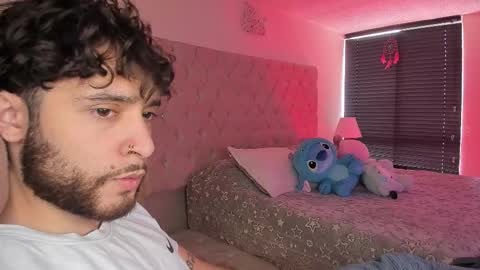 Snapshot of abbyandchris1 chatting on 21, 10, 2025 START TRANSMISSION ---- AM COLOMBIA TIME online show from 21, 10, 2025