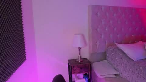 Snapshot of abbyandchris1 chatting on 30, 5, 2026 START TRANSMISSION ---- AM COLOMBIA TIME online show from 30, 5, 2026