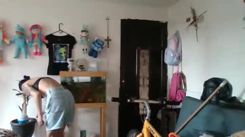 Snapshot of abbyasher chatting on 4, 5, 2026 Abby online show from 4, 5, 2026