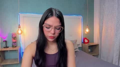 Abby Dixon  online show from 18, 11, 2025