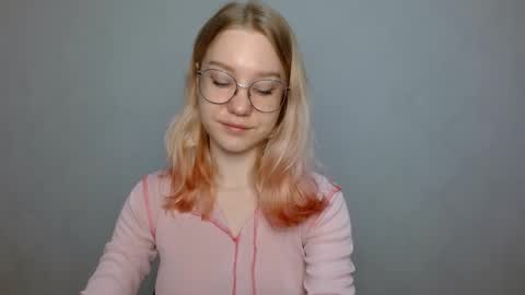 Abby Lovense is active online show from 12, 1, 2025