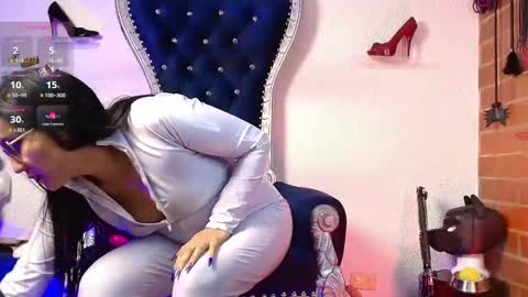 Miss Abby online show from 10, 10, 2025