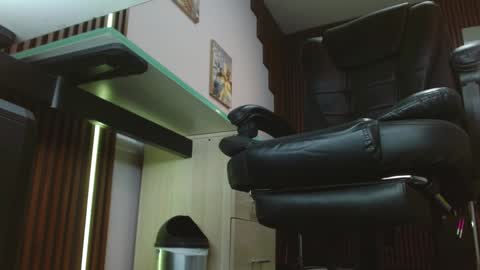 Abby Stones online show from 5, 2, 2025