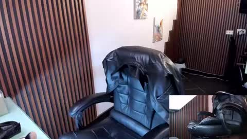 Abby Stones online show from 10, 10, 2025